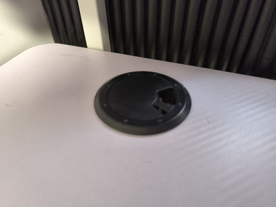 Sprzedam biurko gamingowe