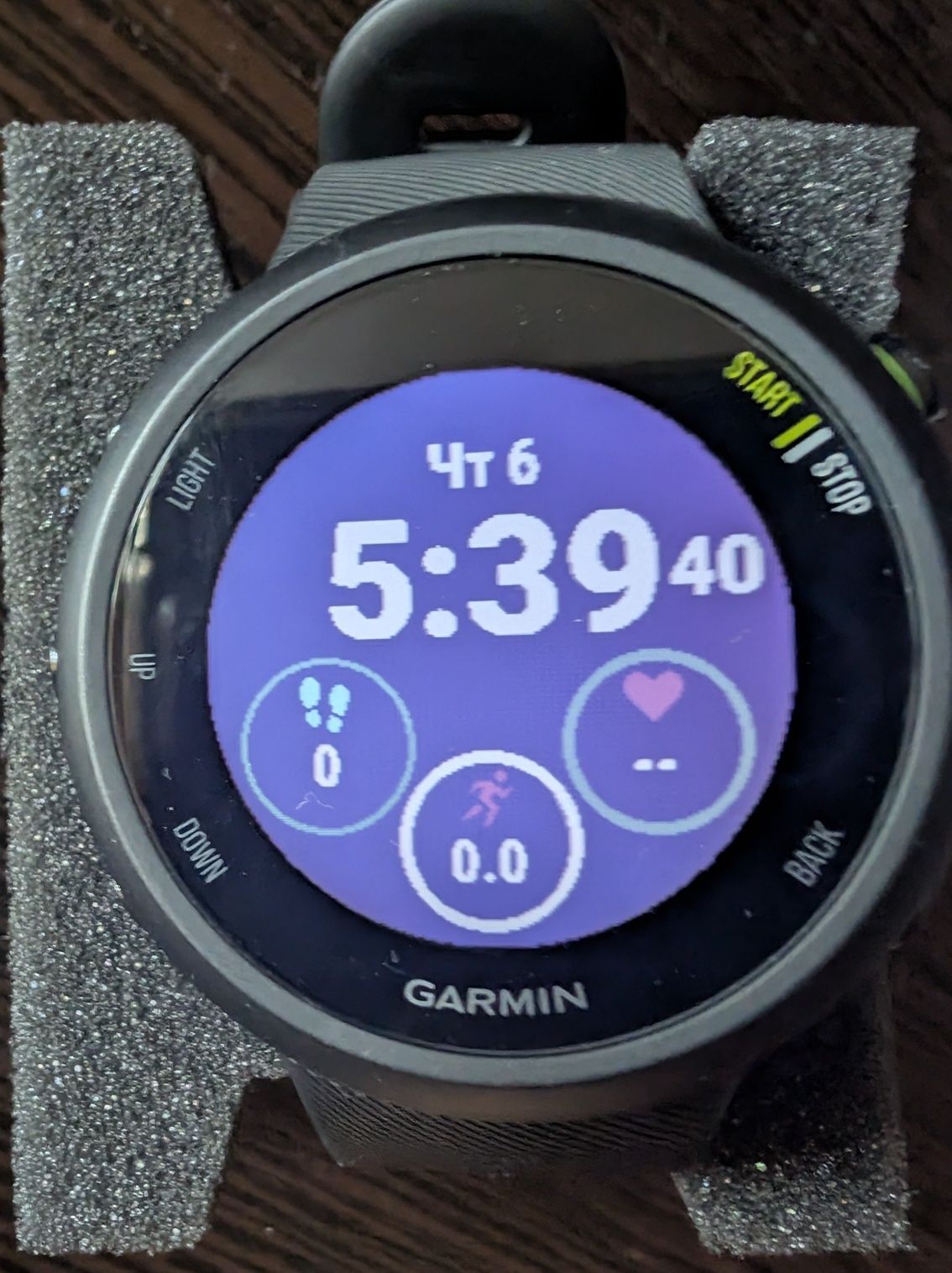 Продам годинник Garmin Forerunner 45