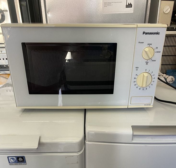 Мікрохвильова піч б/у з Німеччини