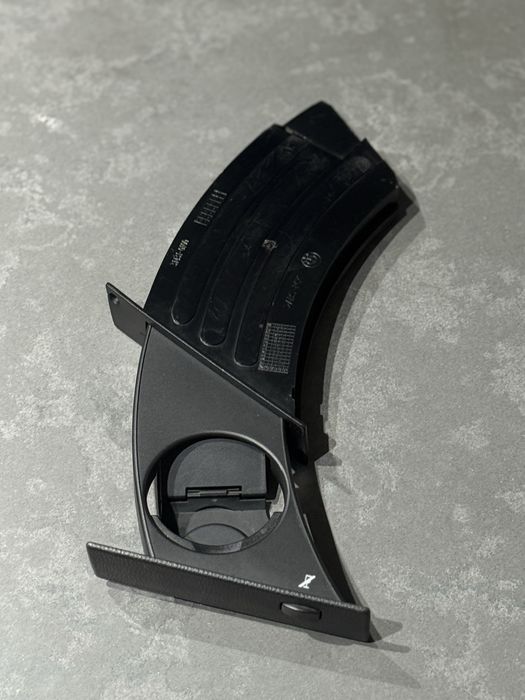 BMW E60 E61 підстаканник Подстаканник Центр е60 е61 підставка під стак