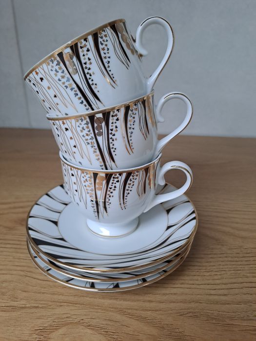 Porcelanowa filiżanka z talerzykiem - kpl. 3 szt.