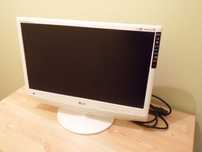 Monitor LG z funkcją TV full hd.