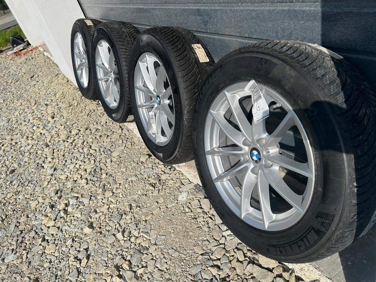 Koła zimowe BMW 18" V-Spoke 618 X3 (G01), X4 (G02)  NOWE FV23%