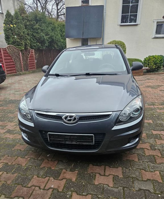 Hyundai I30 Hyundai I30 1.4 109km benzyna hatchback 1 właściciel