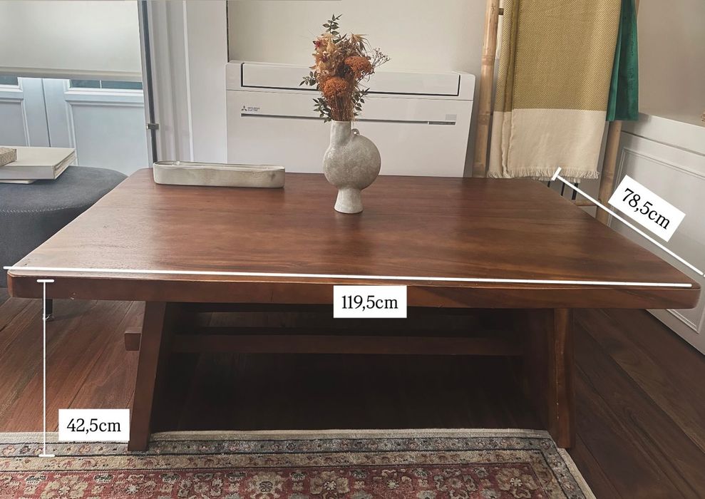 Mesa de centro em madeira maciça de olmo Zara Home