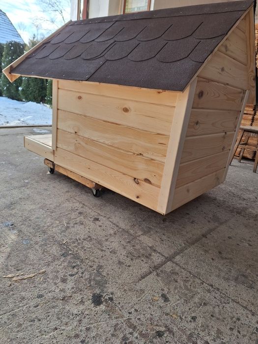 Buda dla  psa  ocieplona  bardzo masywna wymiar legowiska  80×60