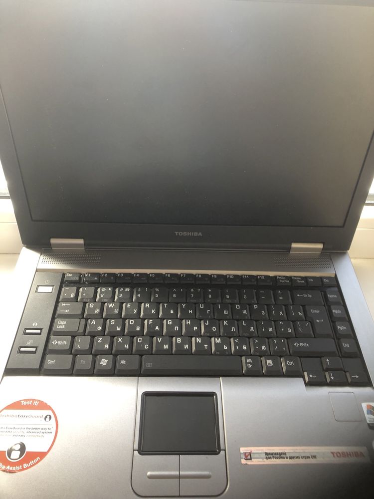 Ноутбук Toshiba Tecra A8 (Core2 Duo T5500 (1,66Ghz)/512Mb/80Gb/DVD)