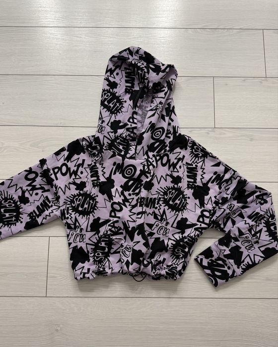 Вкорочена кофта на зятажках