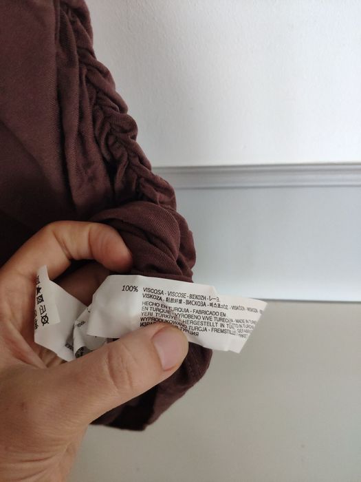 Asymetryczna sukienka Bershka. Rozm M/L. 100%Wiskoza. Brązowa. Nowa