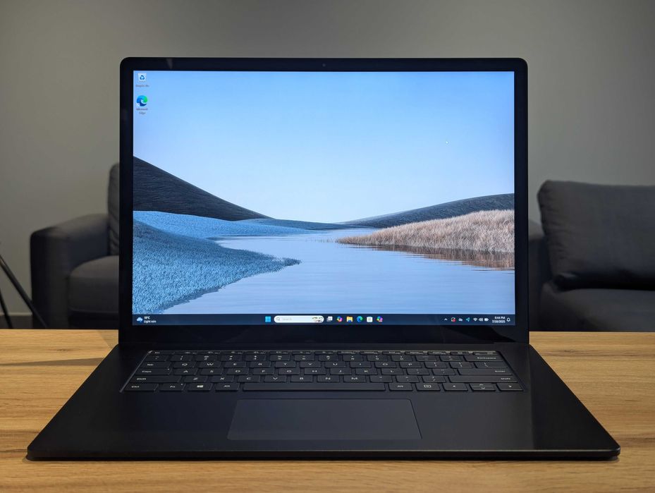 Microsoft surface laptop 3 15 i5 1035G7 16/256gb
