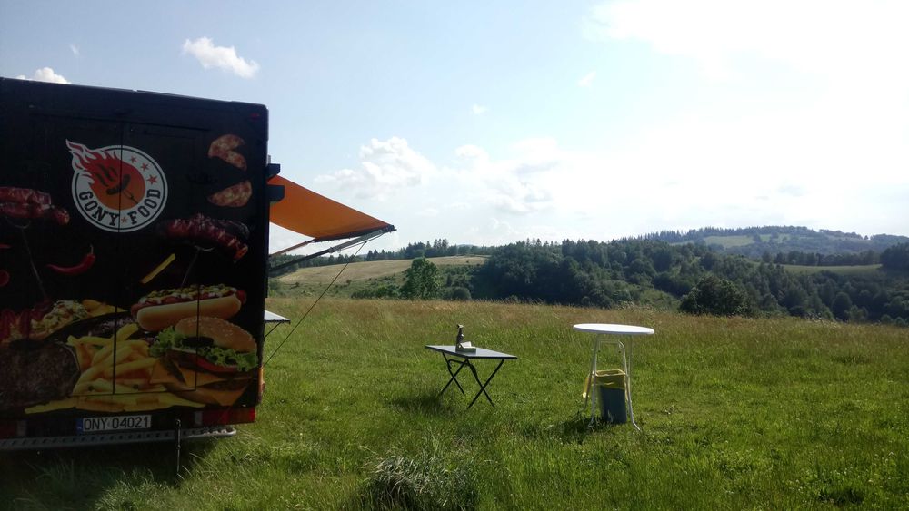 Food truck obsługa imprez plenerowych okolicznościow firmowych eventów