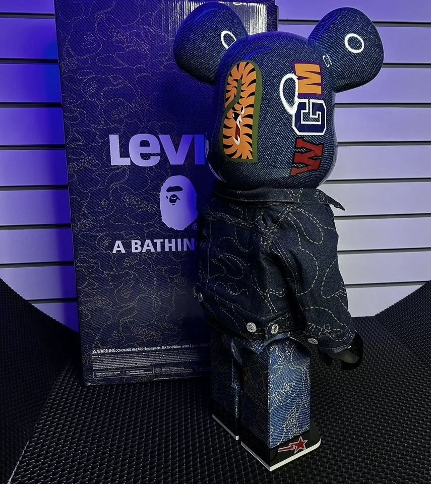 Колекційна іграшка Bearbrick BAPE x Levis 1000% , 70 см