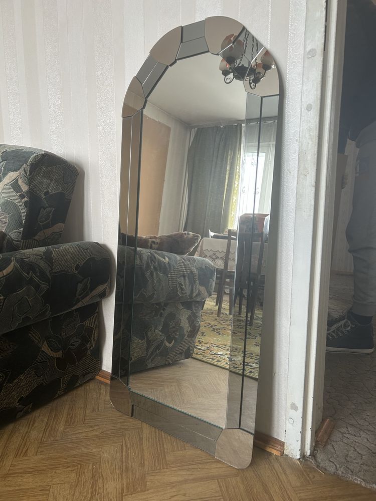 Duże Ozdobne Lustro Wiszące