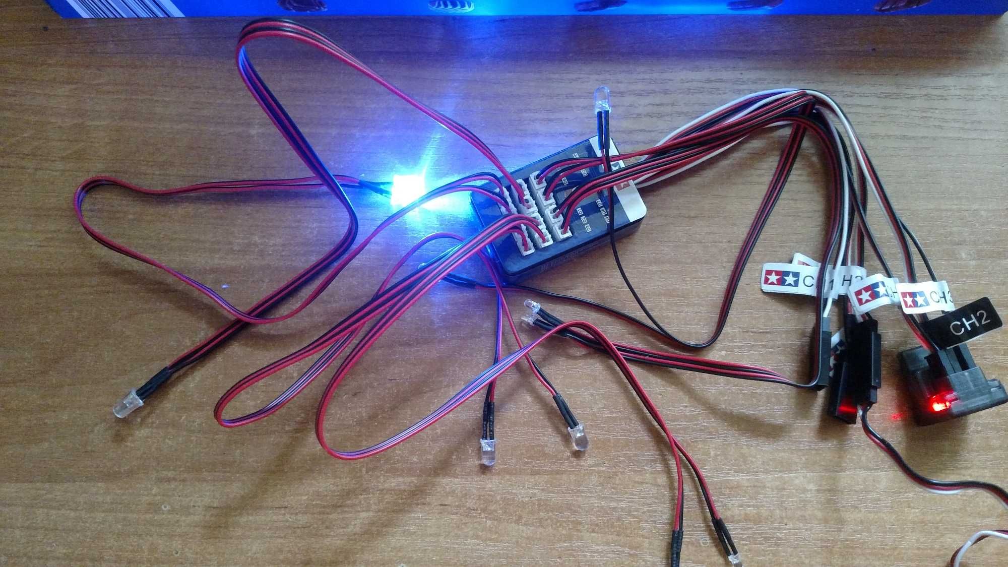 Moduł Oświetlenie do modeli RC Tamiya 12 LED dodatkowy 3CH Zestaw Nowy