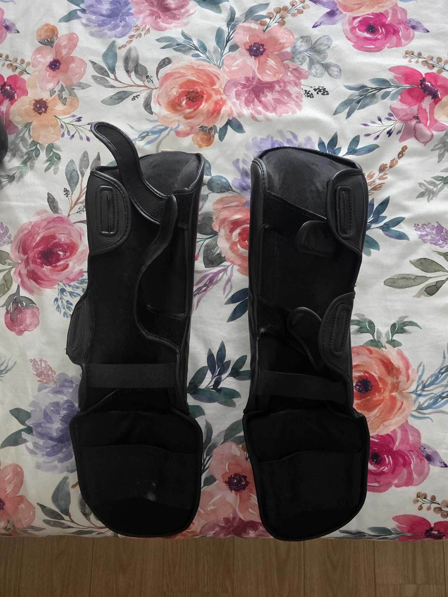 Proteção de Pernas e Luvas Kick Boxing - 10OZ