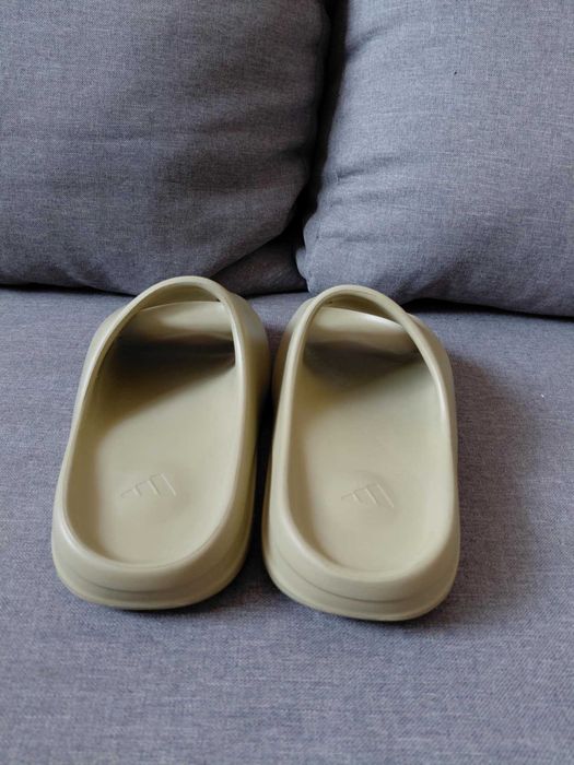 adidas Yeezy Slide Resin