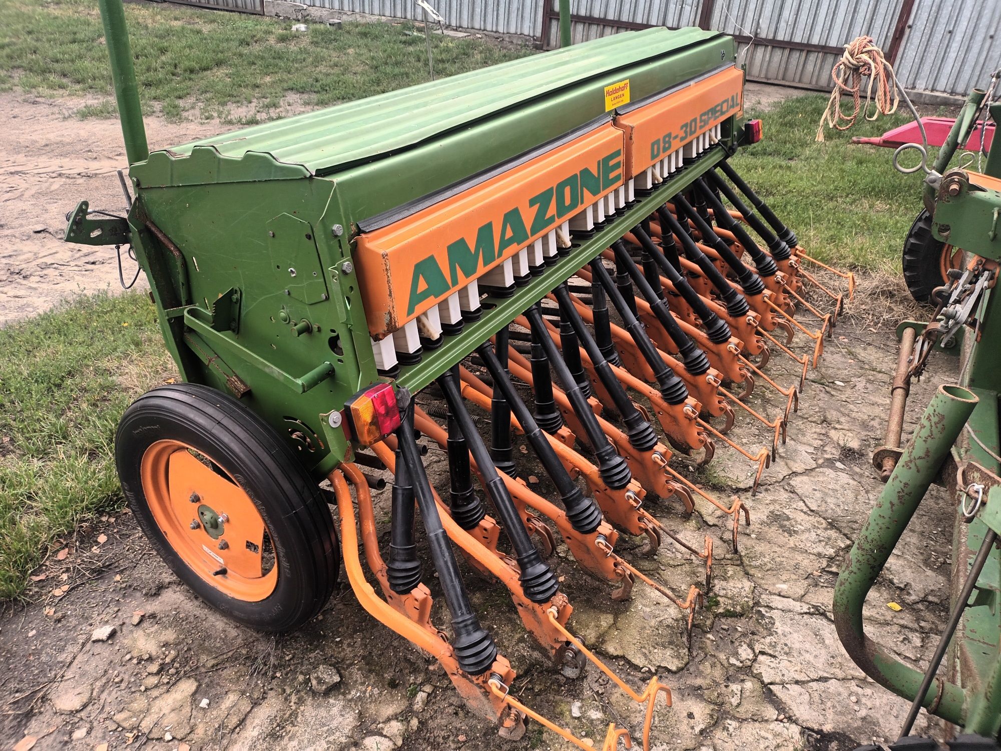 Amazone D8 30 Special 3m * Ścieżki Drobny wysiew Oryginał z Niemiec!