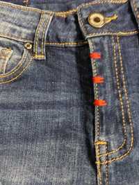 Spodnie jeans damskie