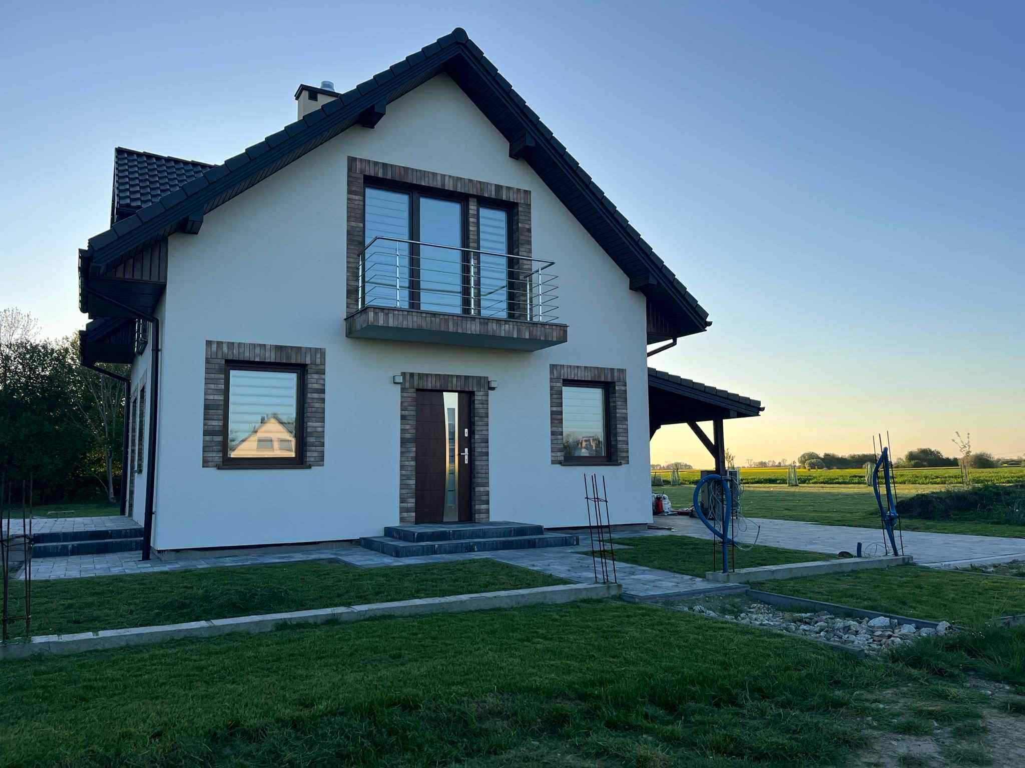 Dom jednorodzinny, powierzchnia działek 1450m2, gotowy do zamieszkania