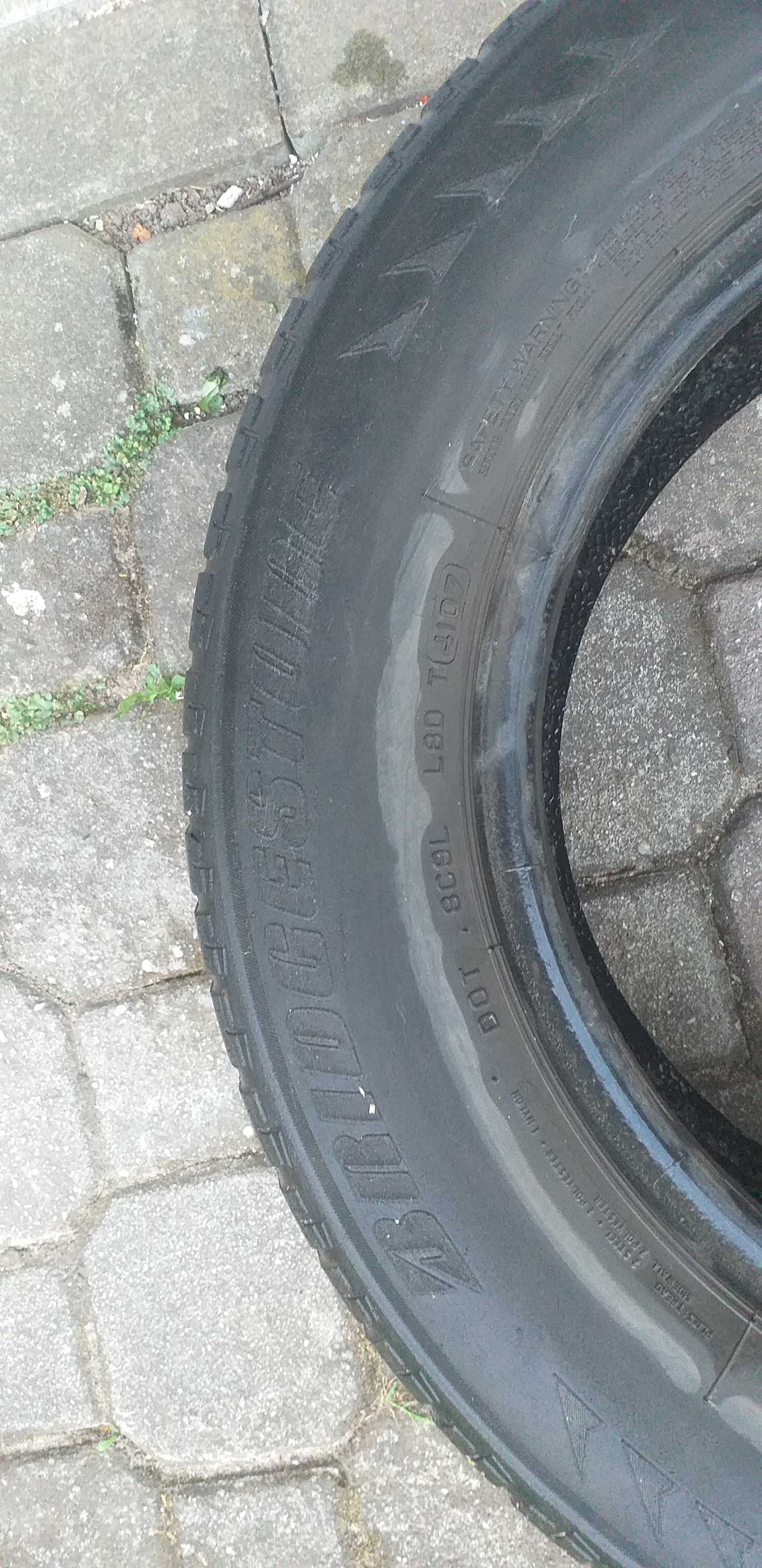 Opony Zimowe Bridgestone  205 / 65  15R