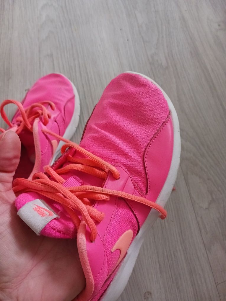 Nike buty adidasy  roz.35,5