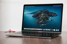 Apple MacBook Air M1/8GB/256GB  (gwiezdna szarość)