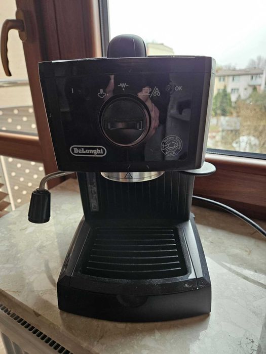 Ekspres do kawy ciśnieniowy kolbowy DeLonghi EC151.b - Kraków