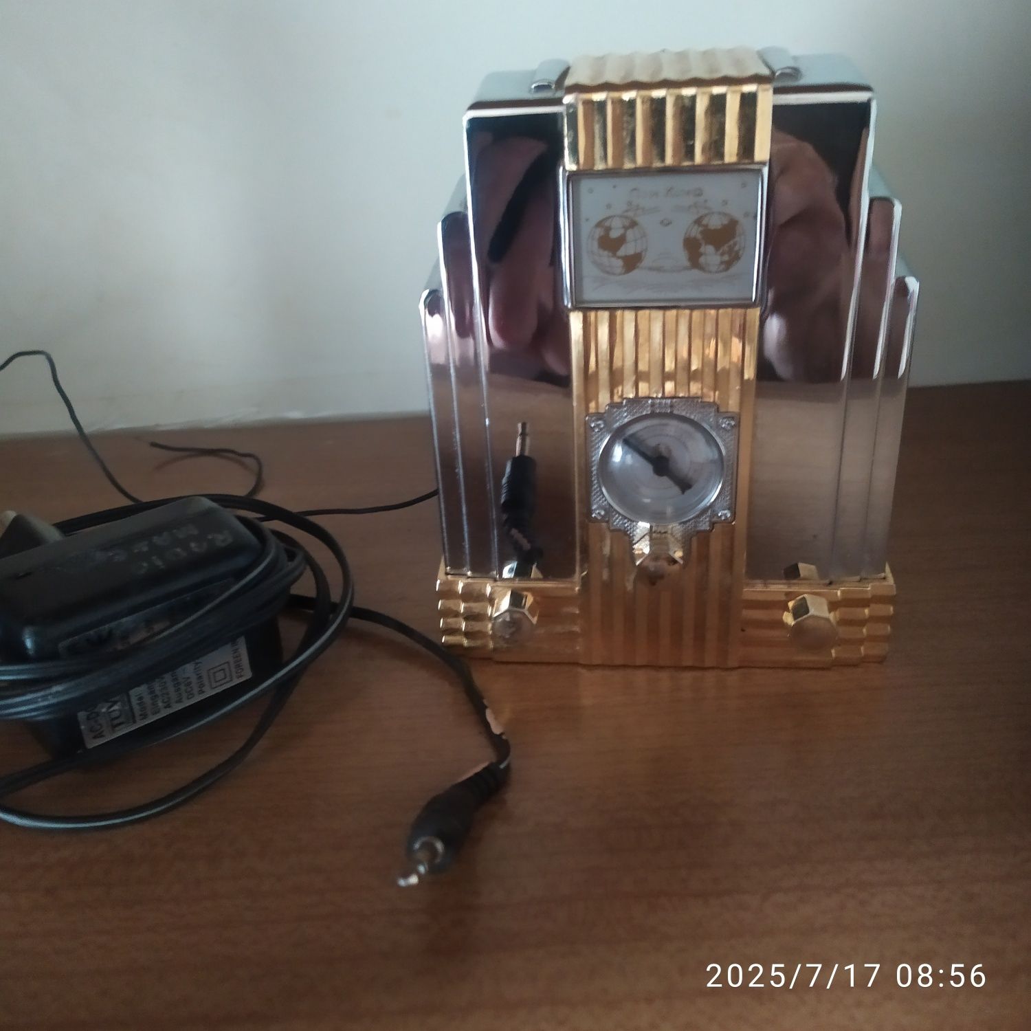 Radio ,Franklin Mint, art deco.