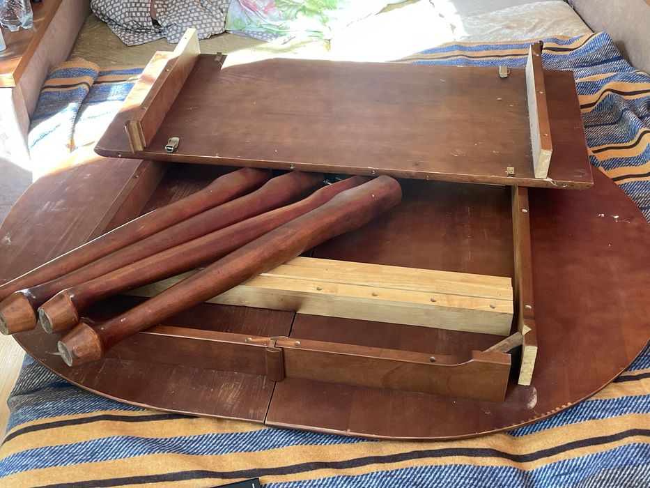 Стол деревянный (массивный)