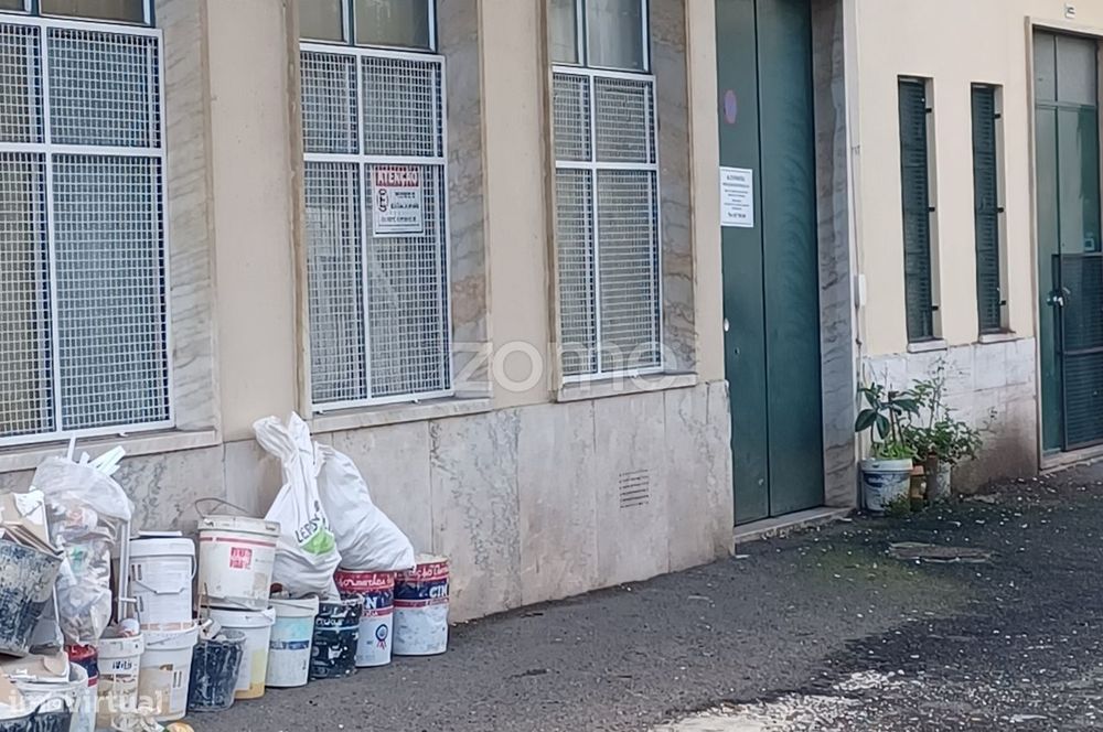 Bom Armazém na Buraca