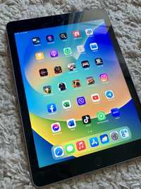 Планшет Apple iPad 5 32 гб LTE