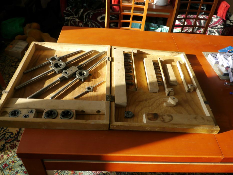 Zestaw gwintowników i narzynek C-5