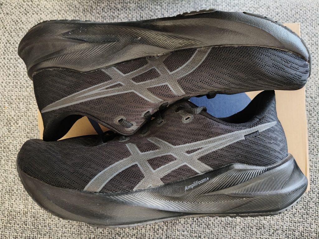 Asics Versablast 4