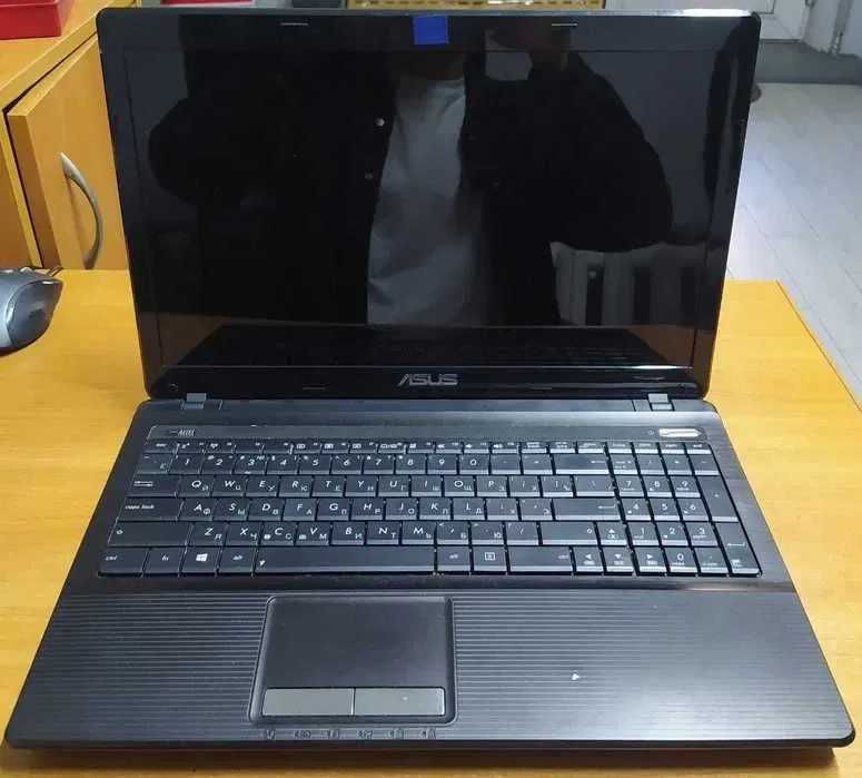 Ноутбук Asus K53BE (по запчастям)