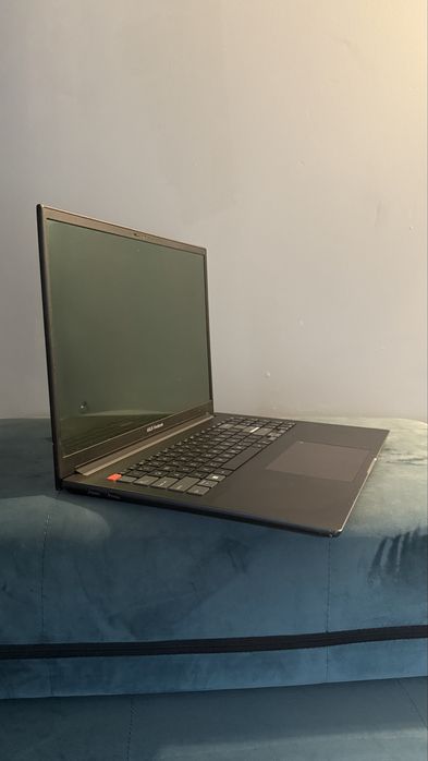 ASUS Vivobook Pro 16X OLED Ryzen 9 / 32GB / RTX 3050 Ti / 1TB SSD