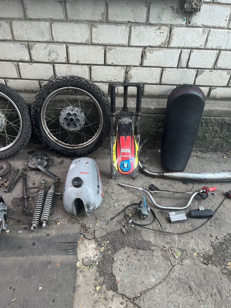 Розбор мінск 125 все в налічій
