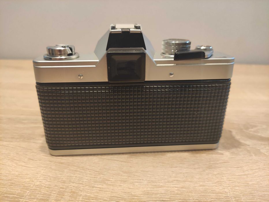 Aparat fotograficzny Praktica MTL3 z dwoma obiektywami