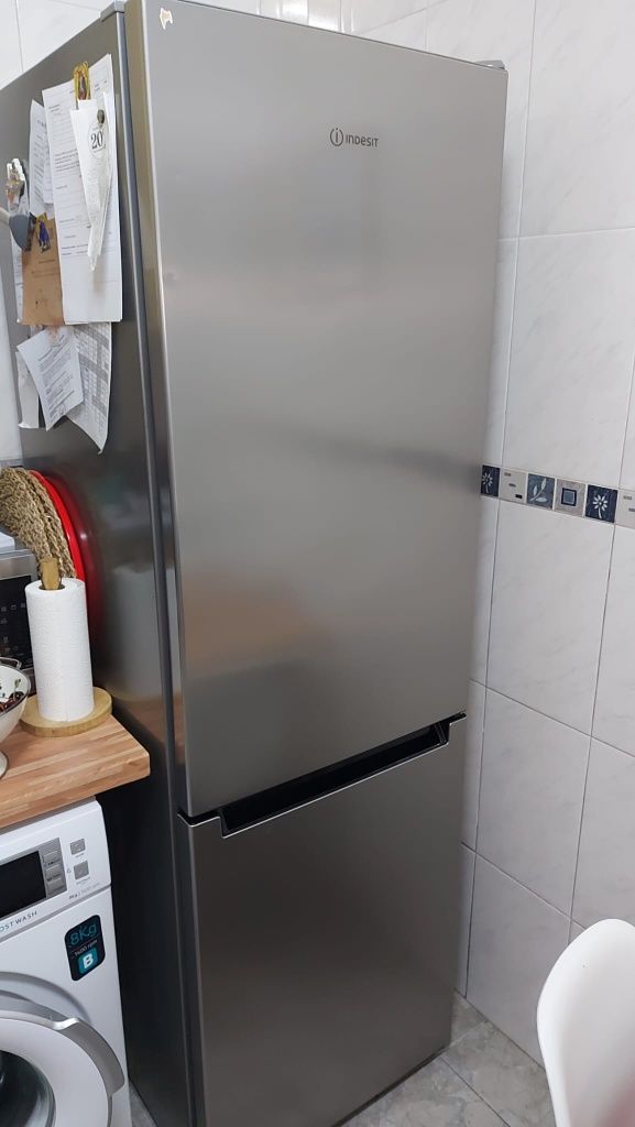 Frigorífico Indesit excelente