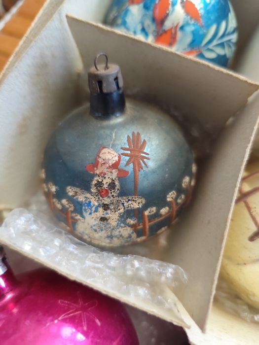 Komplet starych bombek