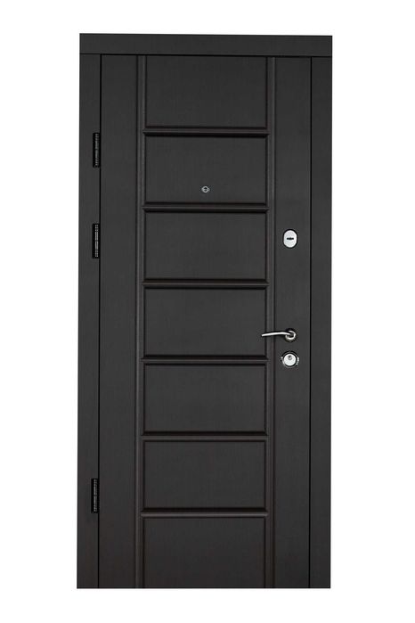 Входные двери для квартиры и улицы в наличии