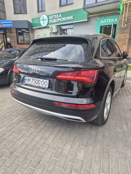 Audi Q5 2019 року