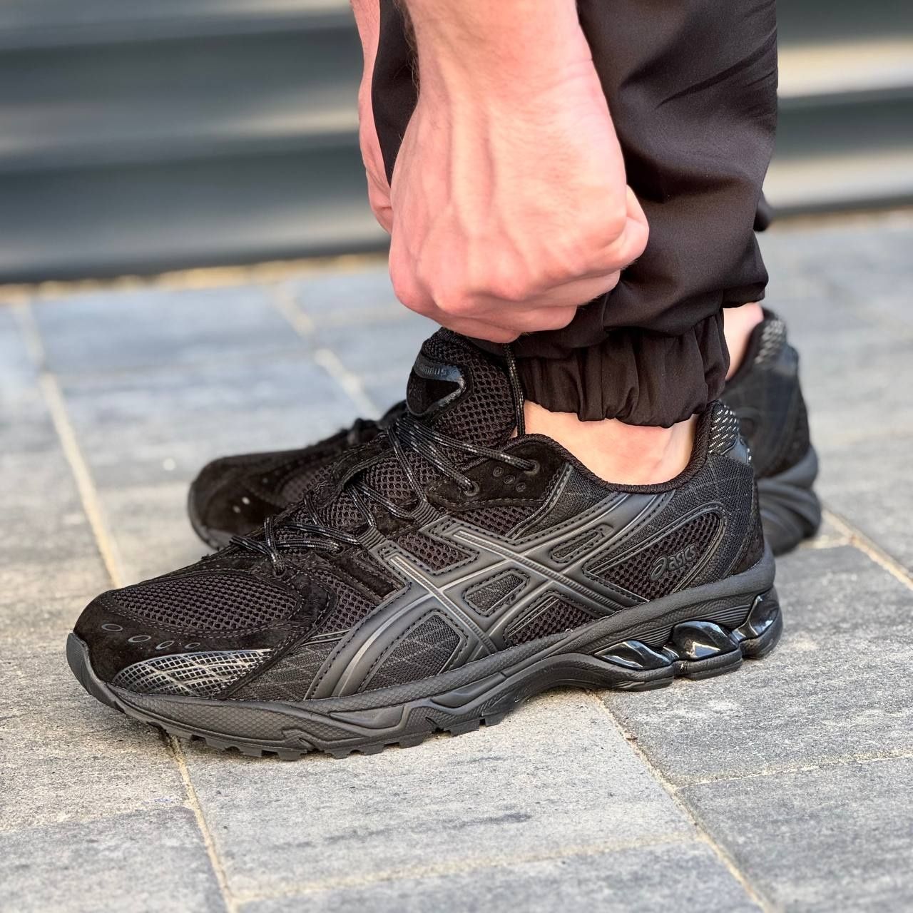 Кросівки чоловічі Asics Gel Nimbus 10.1  1186