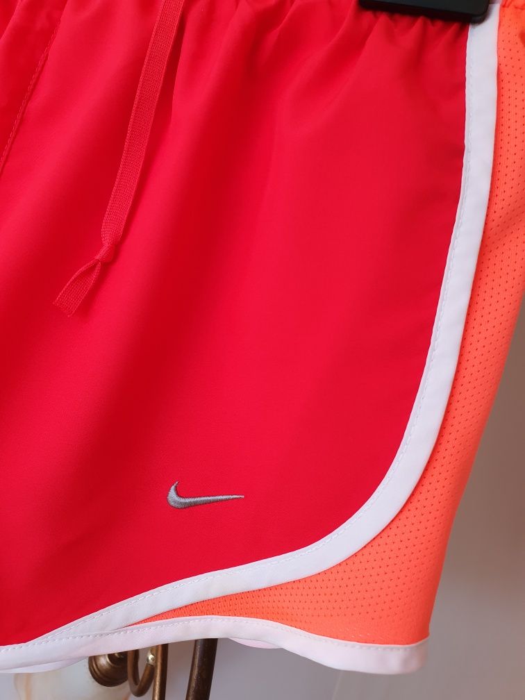 Szorty Nike rozmiar S