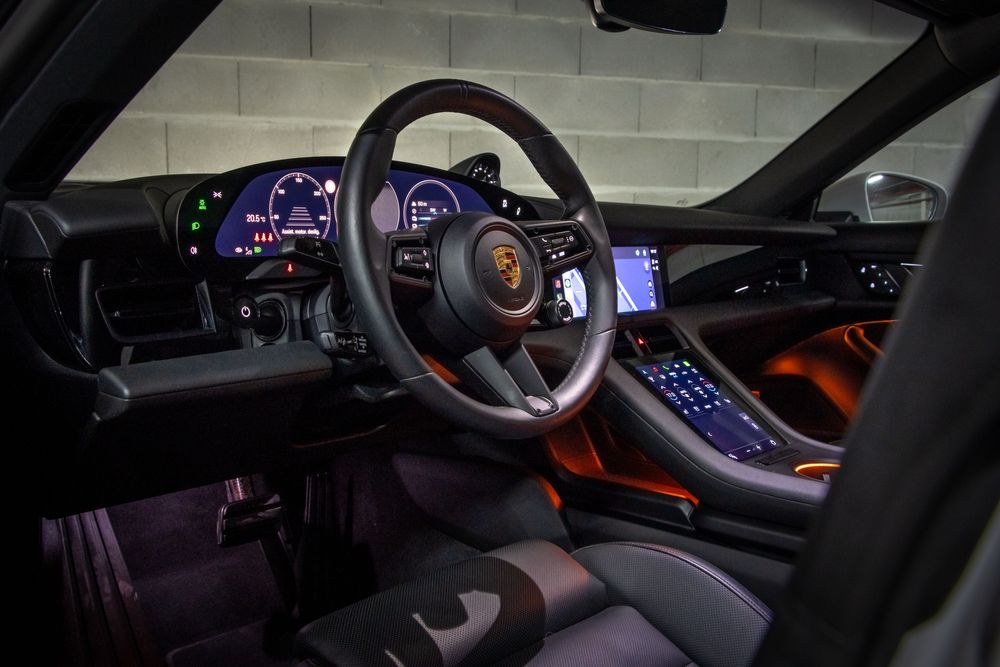 Porsche Taycan Sport Turismo - Performance Plus - FULL EXTRAS