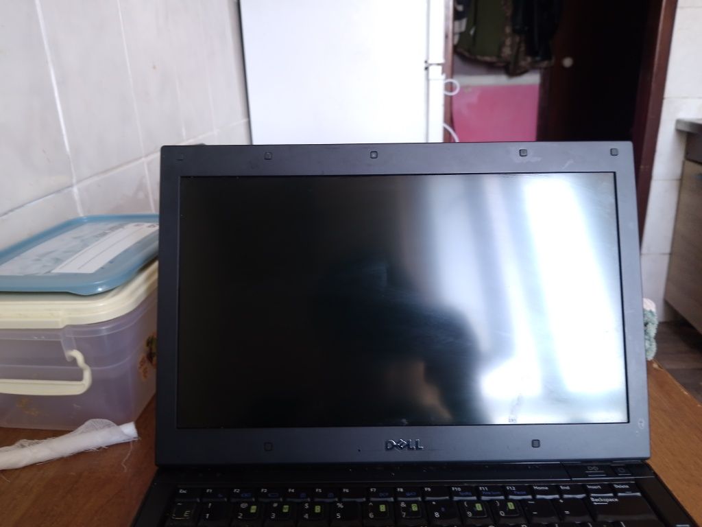 Продаю ноутбук Dell
