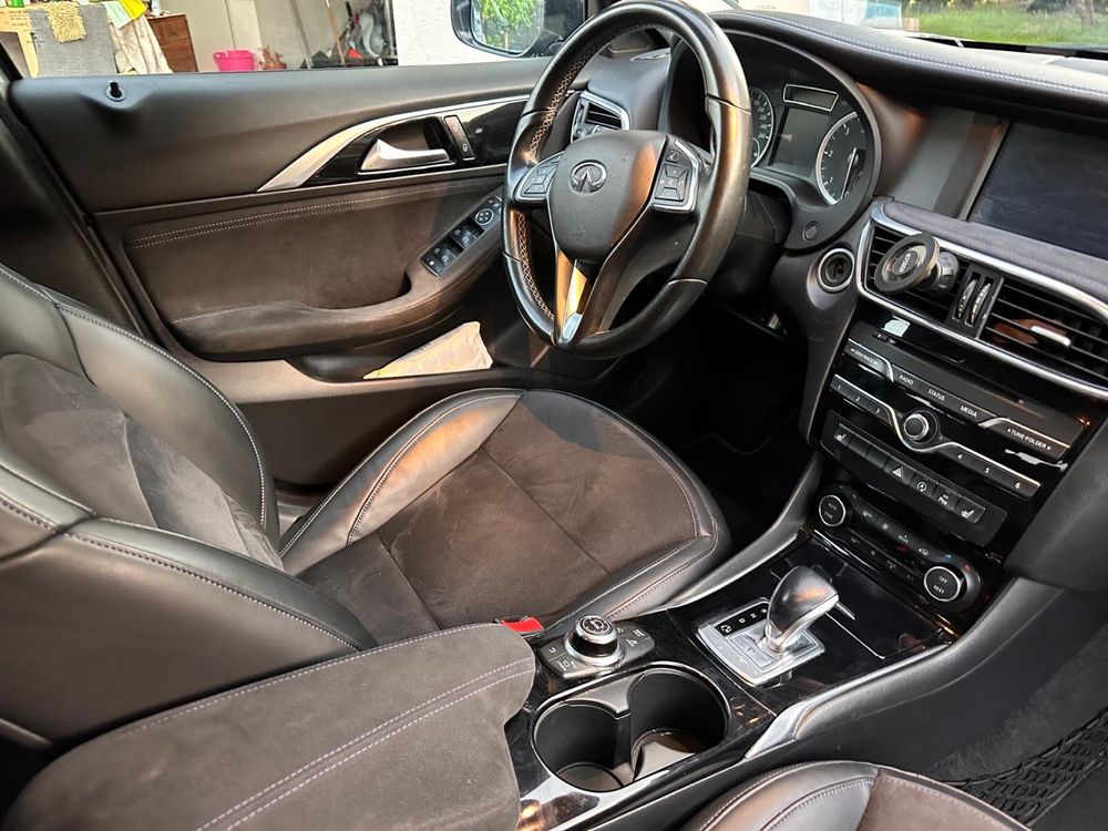 Infiniti Q30 automat 1.5 Diesel, FV