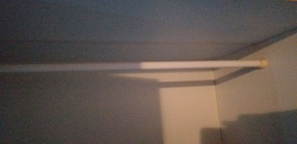 Roupeiro 2 portas branco.