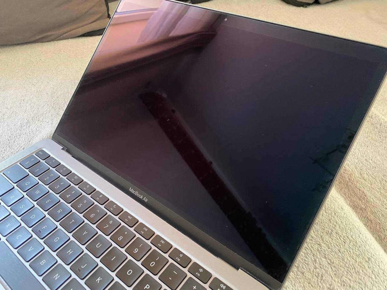 Sprzedam Macbook Air M1, 8 GB/256 GB