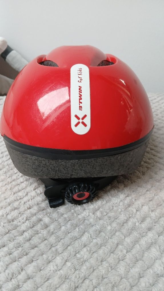 Czerwony chłopięcy kask Btwin for kids