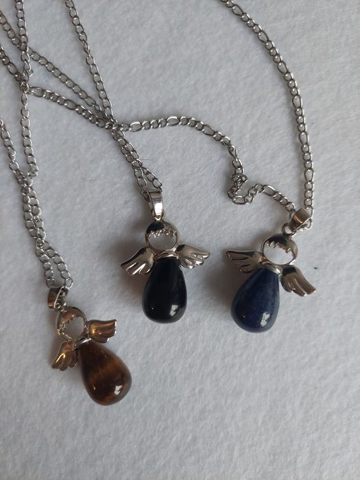 Fio em aço com pedra natural